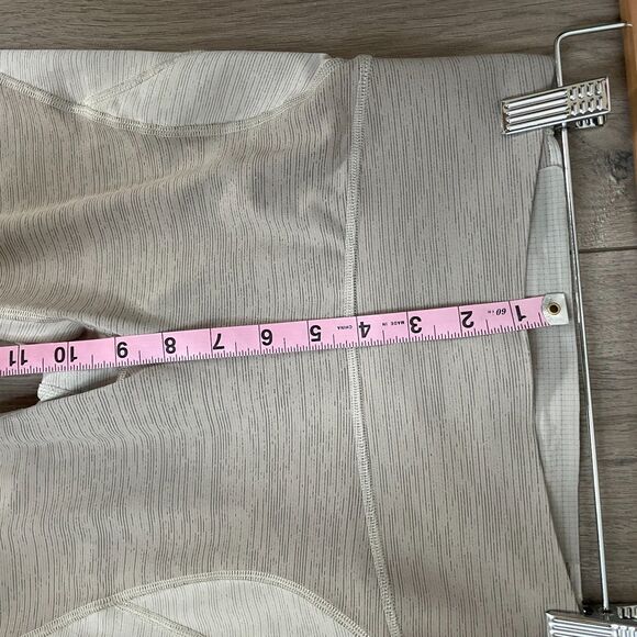 Outdoor Voices TechSweat 3/4 Two-Tone Leggings - Picture 9 of 11